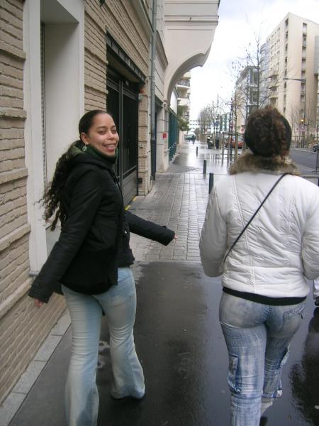 MA COUSINE ET MOI A LA DEFENSE